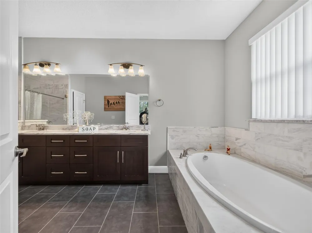 559 E MAGNOLIA AVENUE Longwood, FL 32750