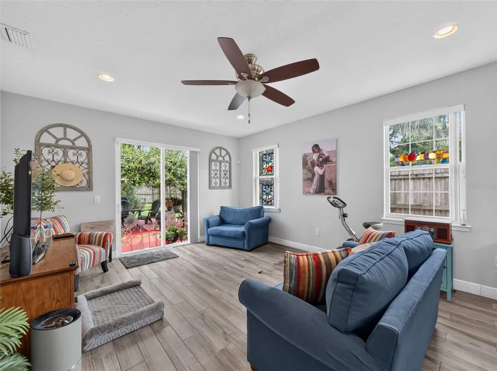 559 E MAGNOLIA AVENUE Longwood, FL 32750