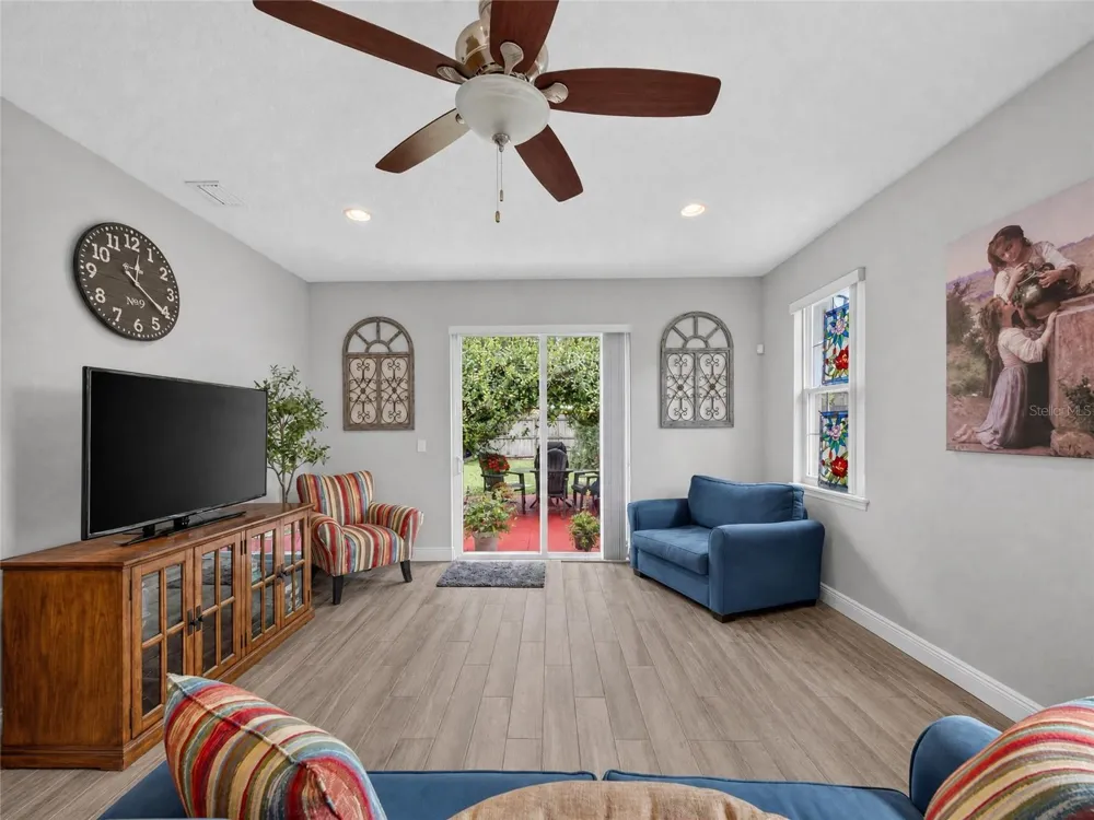 559 E MAGNOLIA AVENUE Longwood, FL 32750