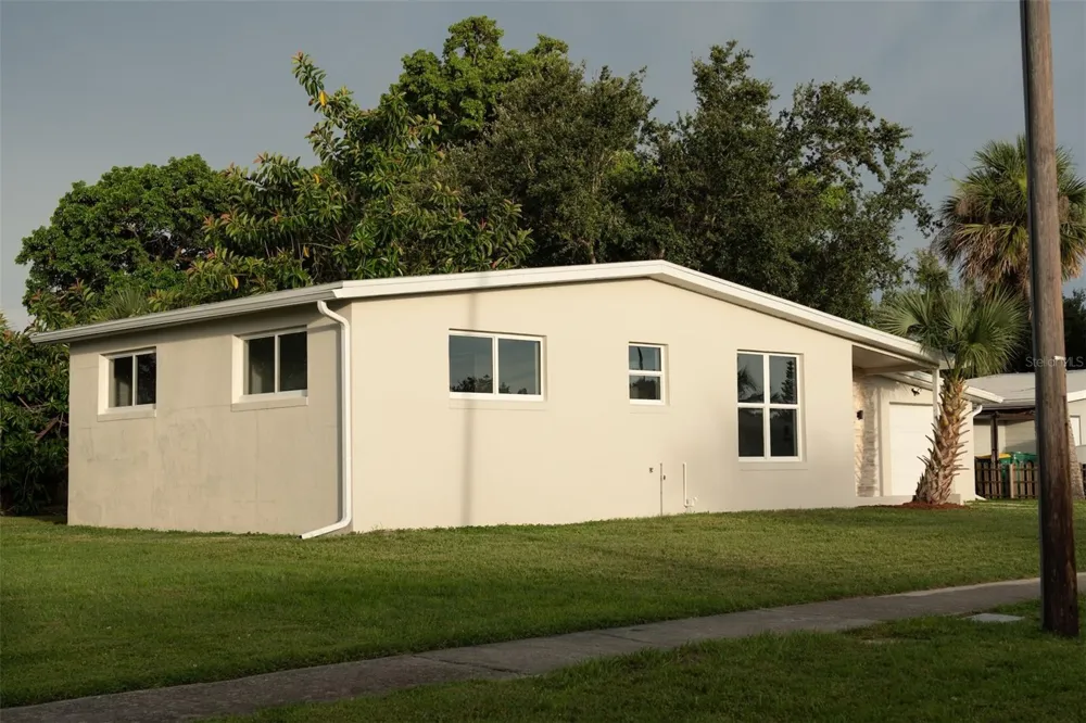 2464 WARNE STREET Port Charlotte, FL 33952