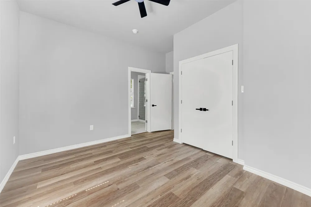 909 E High Street Terrell, TX 75160