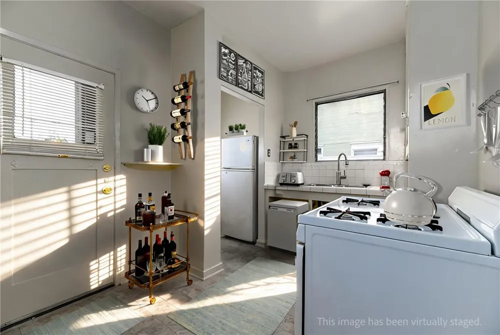 264 E Glenarm Pasadena, CA 91106