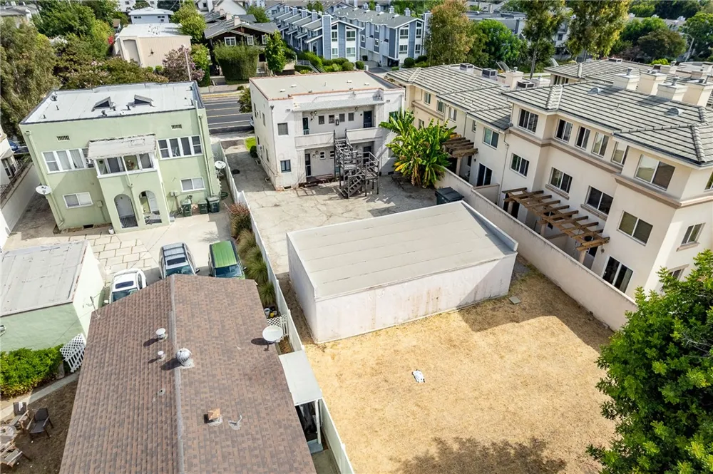 264 E Glenarm Pasadena, CA 91106
