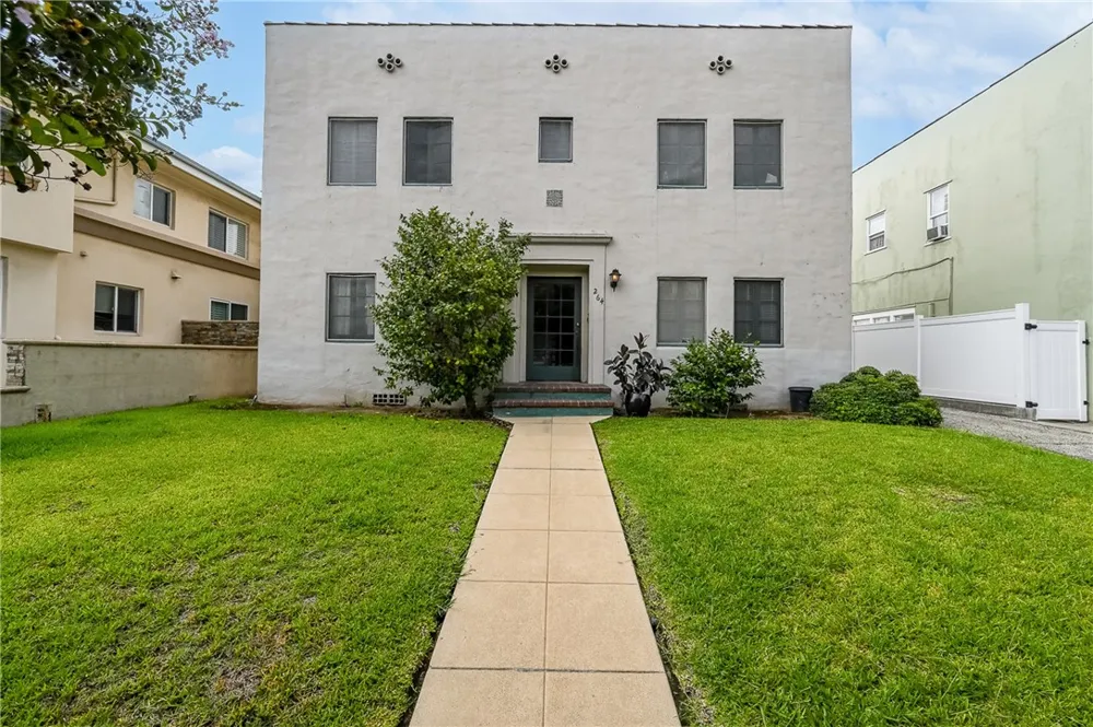 264 E Glenarm Pasadena, CA 91106