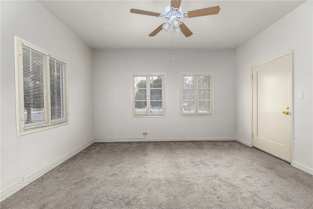 264 E Glenarm Pasadena, CA 91106