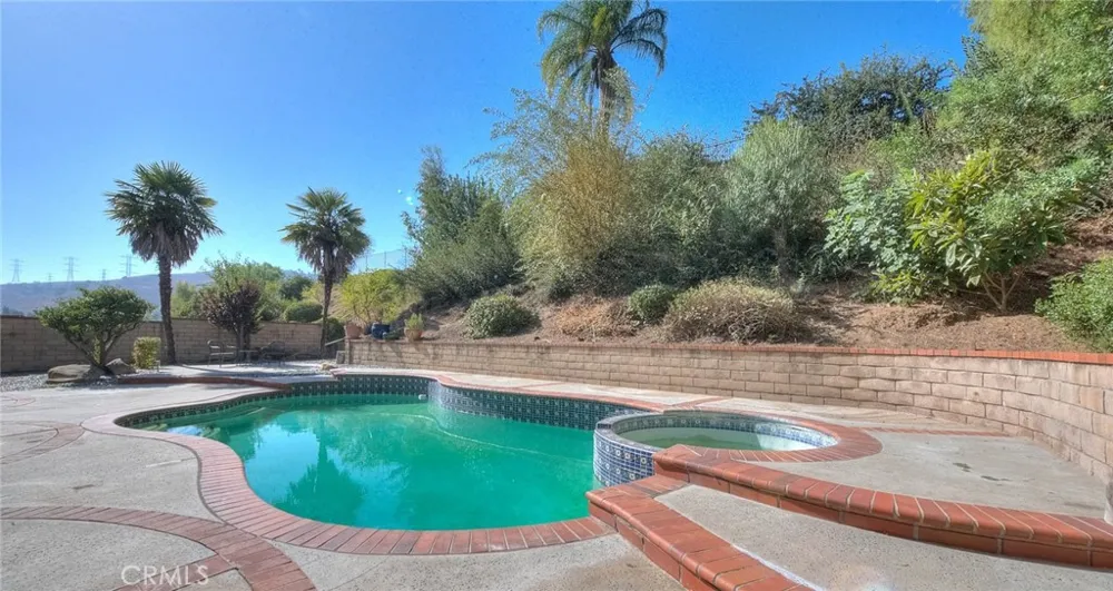 18020 Quail Cove Way Rowland Heights, CA 91748