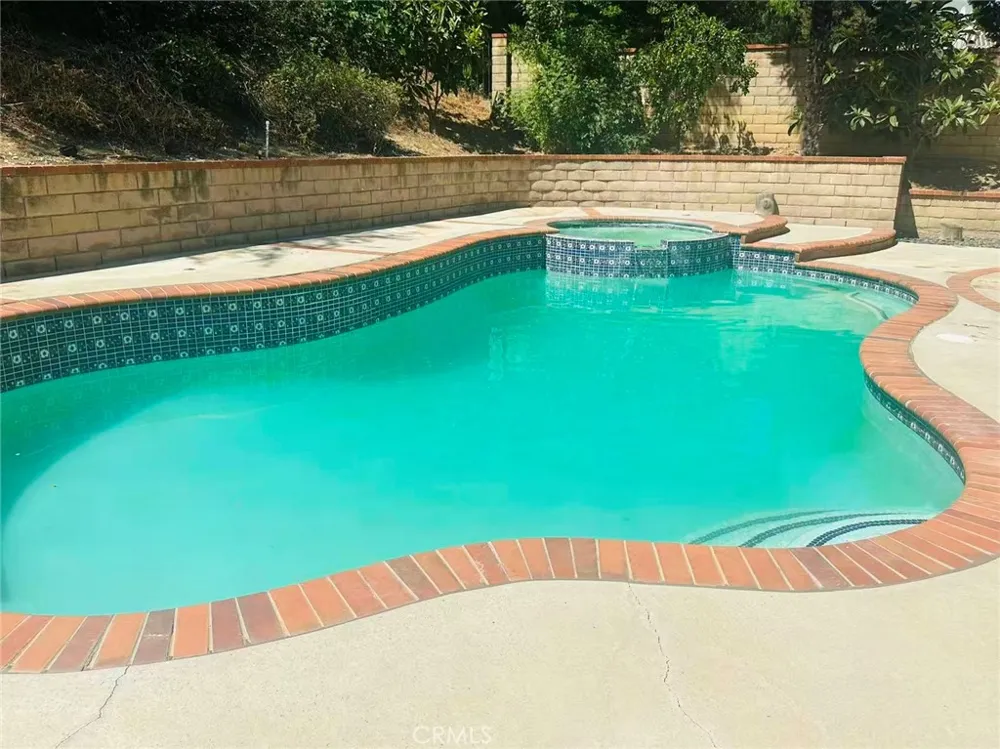 18020 Quail Cove Way Rowland Heights, CA 91748