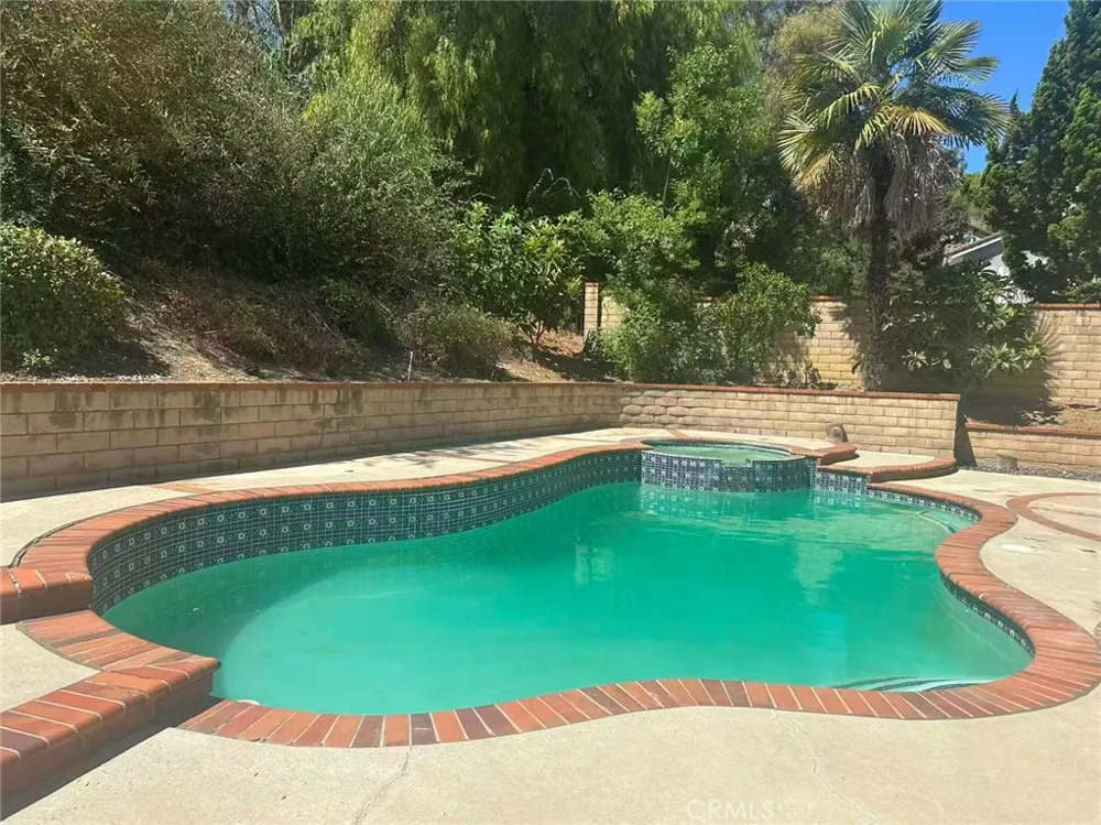 18020 Quail Cove Way Rowland Heights, CA 91748