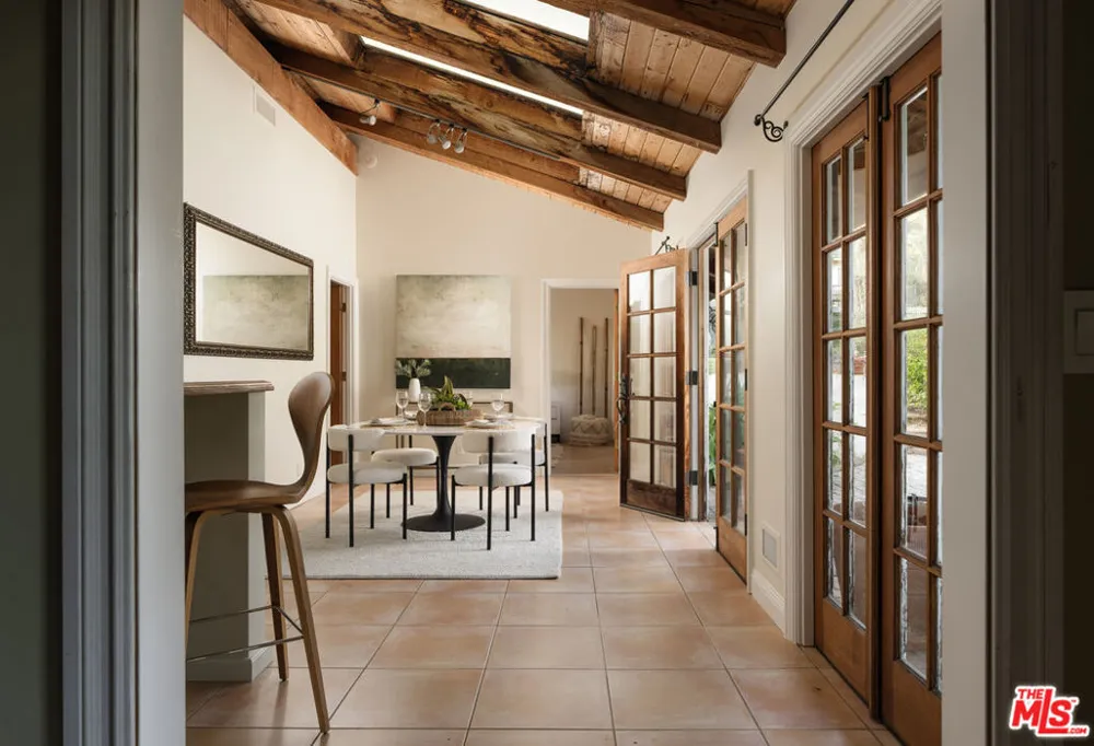 625 Parra Grande Lane Santa Barbara, CA 93108