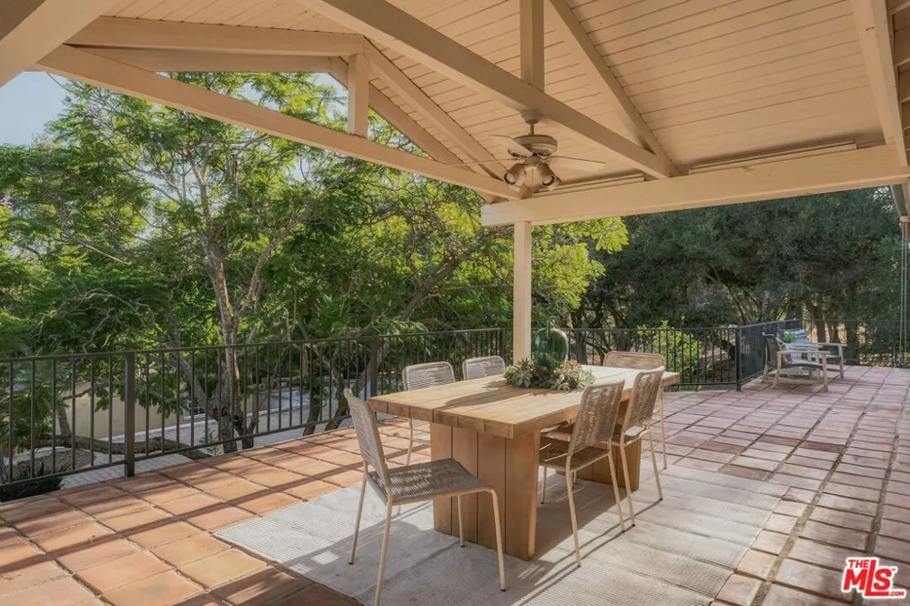 625 Parra Grande Lane Santa Barbara, CA 93108