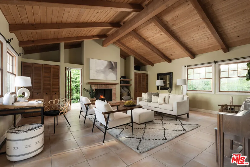 625 Parra Grande Lane Santa Barbara, CA 93108