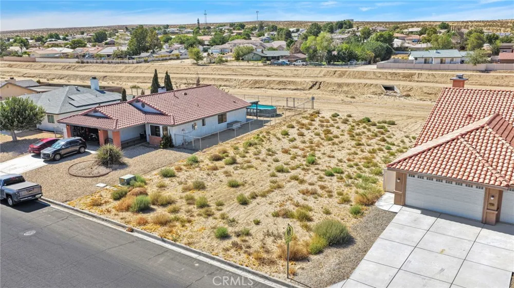 14190 Rivers Edge Road Helendale, CA 92342
