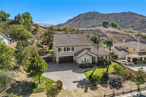 2830 Crestview Drive
