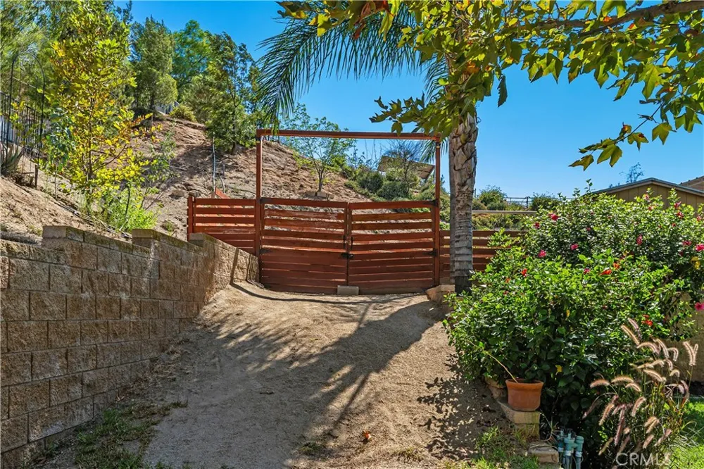 2830 Crestview Drive Norco, CA 92860