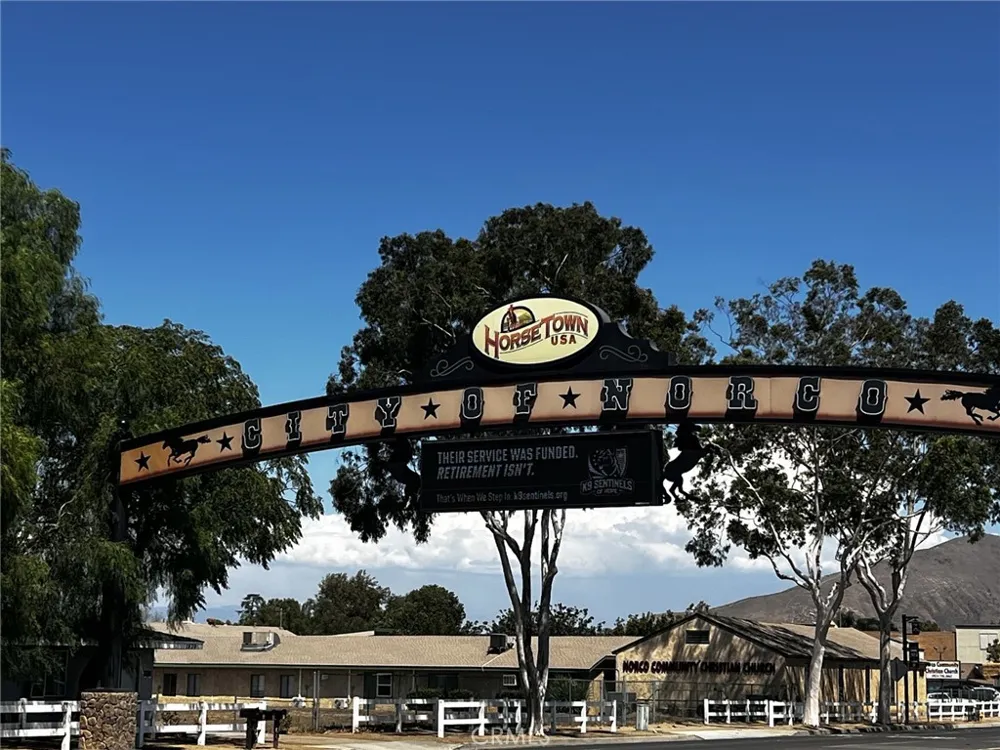 2830 Crestview Drive Norco, CA 92860
