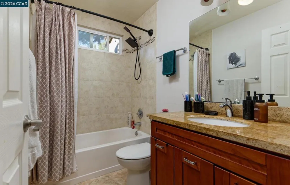 810 Oak Grove Rd #98 Concord, CA 94518