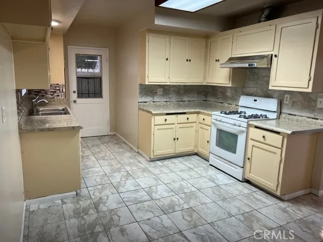 11326 Lower Azusa El Monte, CA 91732