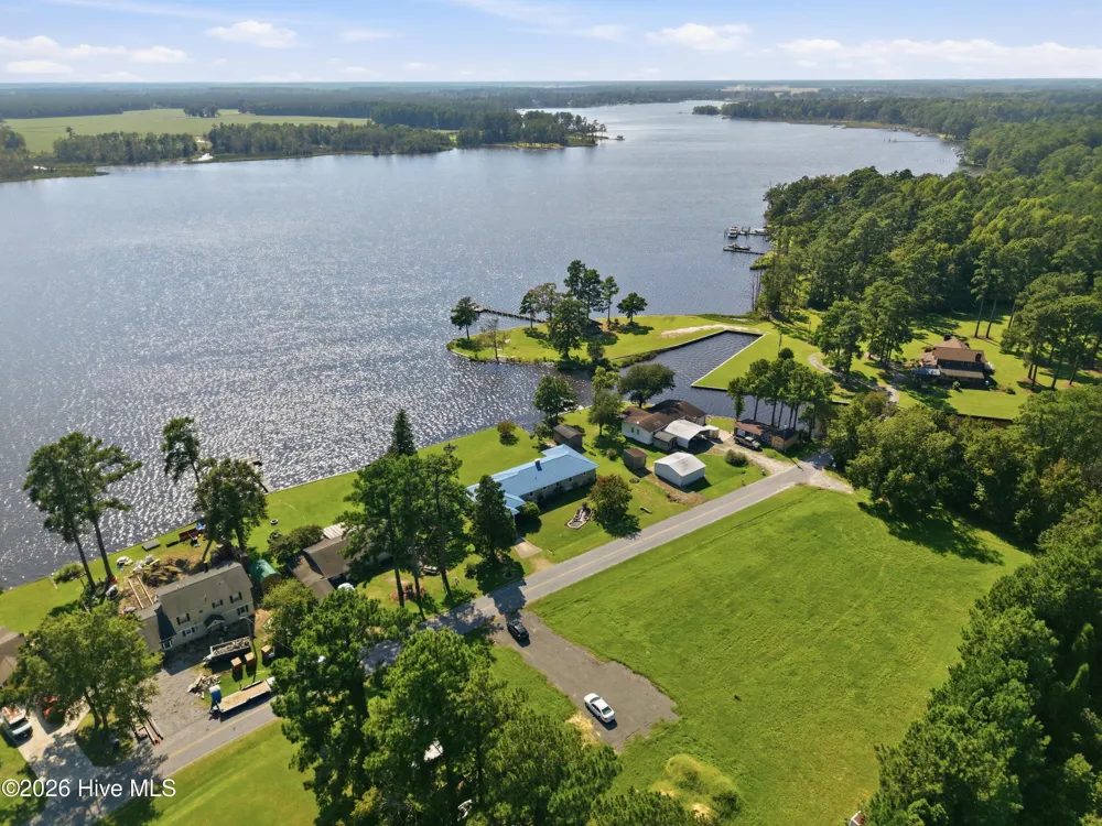 835 Foreman Lane Belhaven, NC 27810