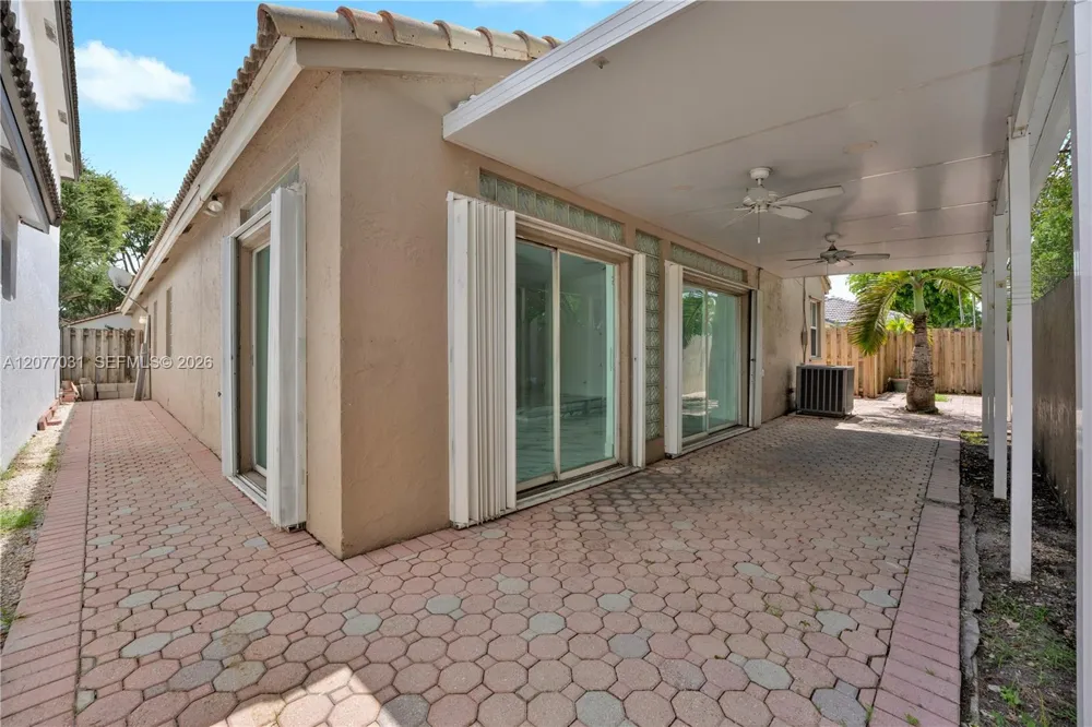 11491 SW 72nd Ter Miami, FL 33173