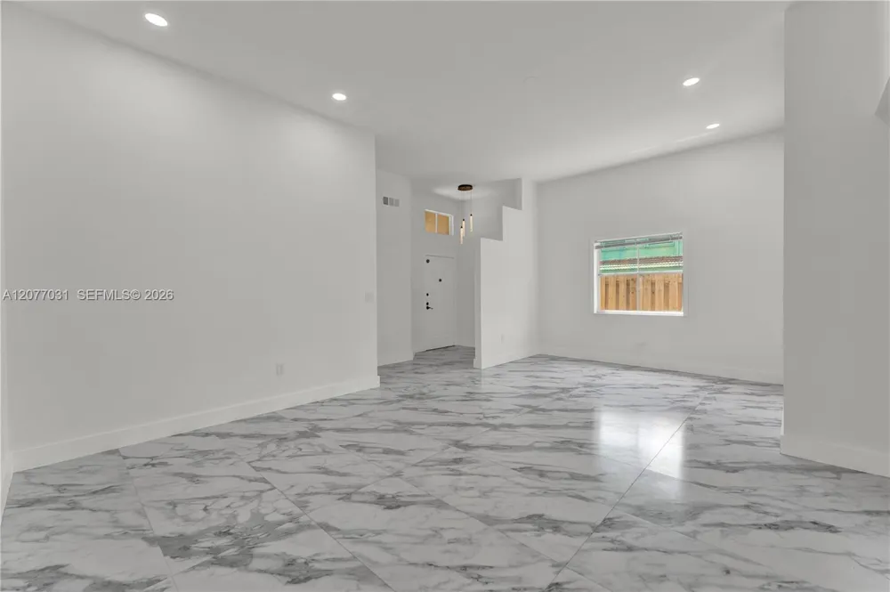 11491 SW 72nd Ter Miami, FL 33173