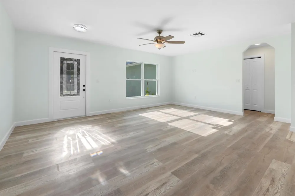 3896 NW 24TH AVENUE Okeechobee, FL 34972