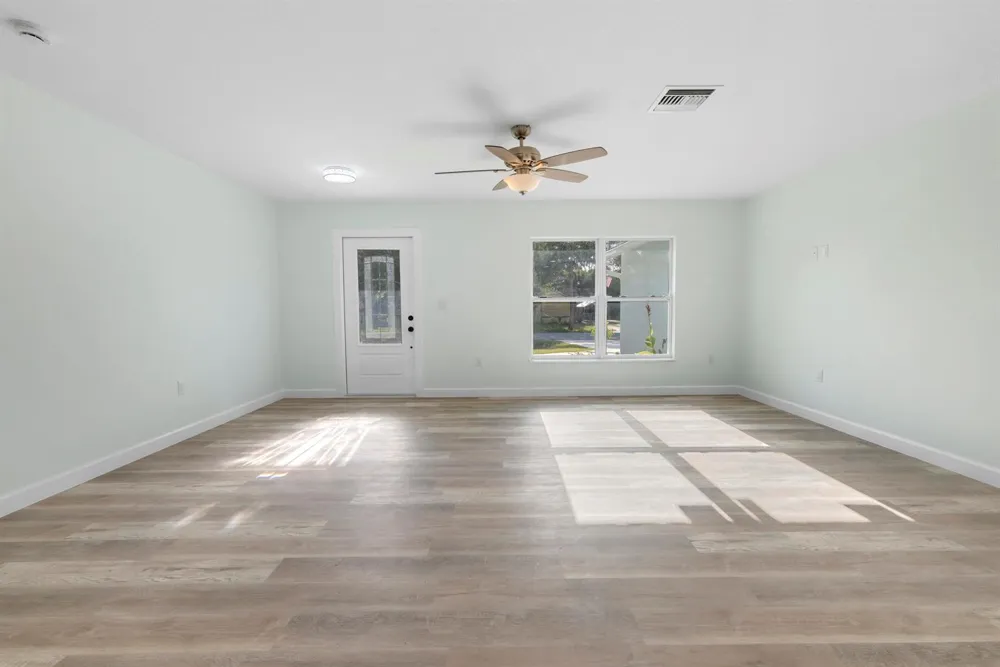 3896 NW 24TH AVENUE Okeechobee, FL 34972