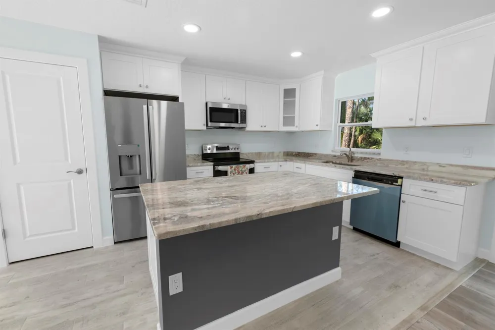 3896 NW 24TH AVENUE Okeechobee, FL 34972