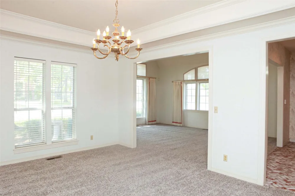 1431 S Newport Avenue Tulsa, OK 74120