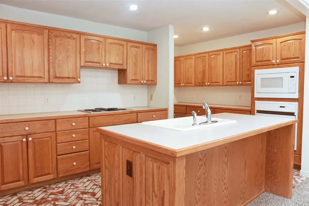 1431 S Newport Avenue Tulsa, OK 74120