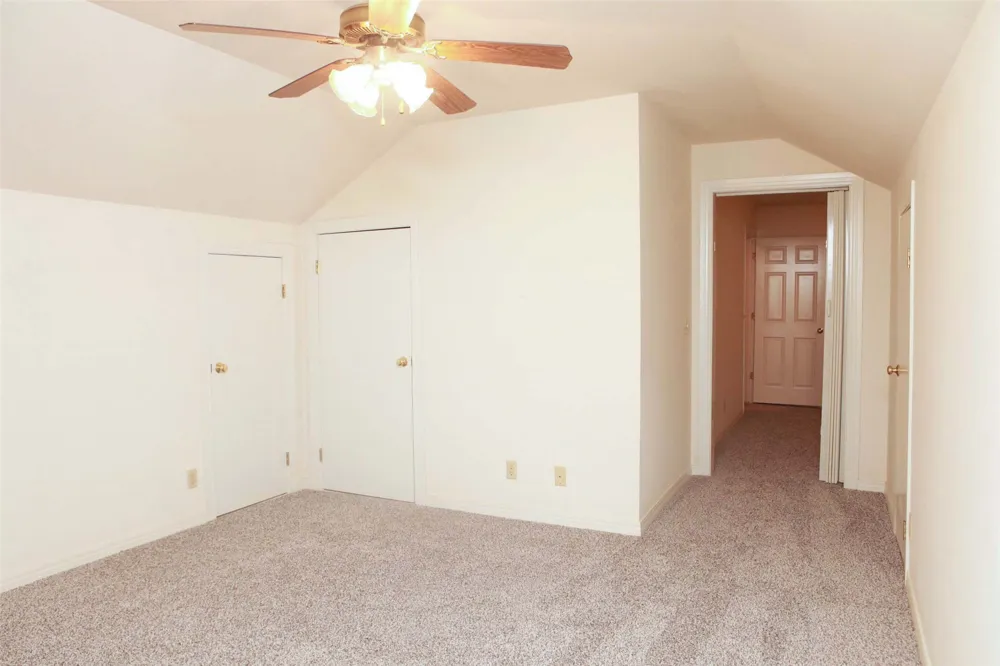 1431 S Newport Avenue Tulsa, OK 74120