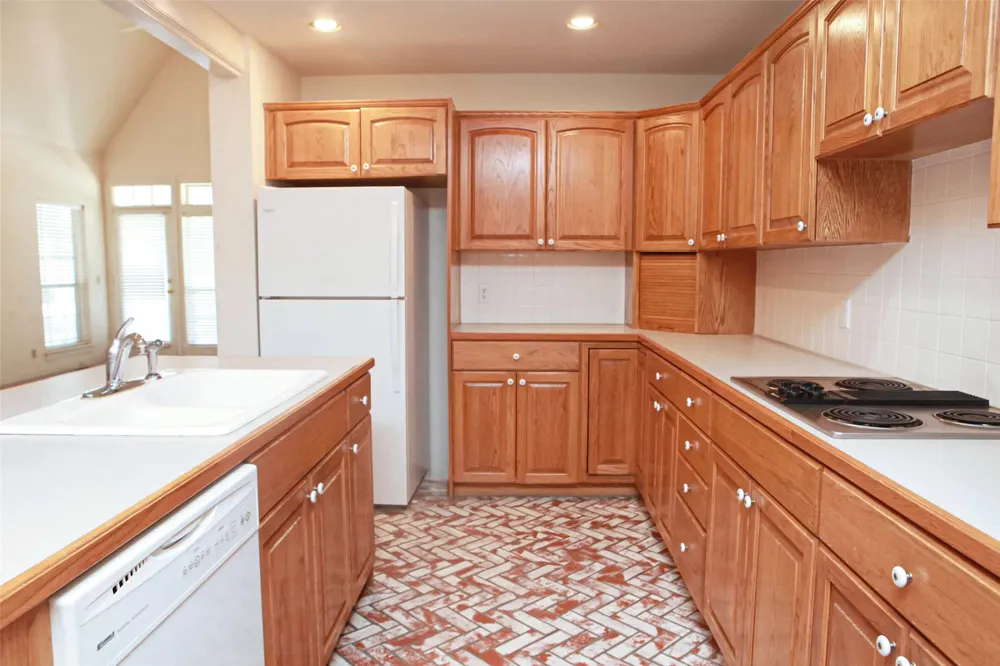 1431 S Newport Avenue Tulsa, OK 74120