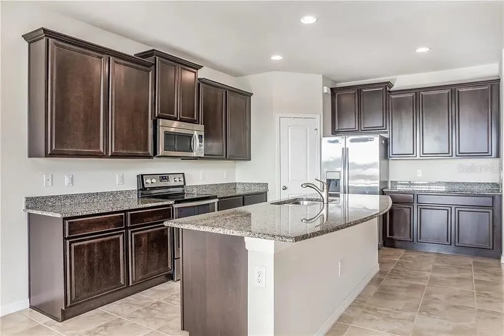 9215 MOUNTAIN MAGNOLIA DRIVE Riverview, FL 33578