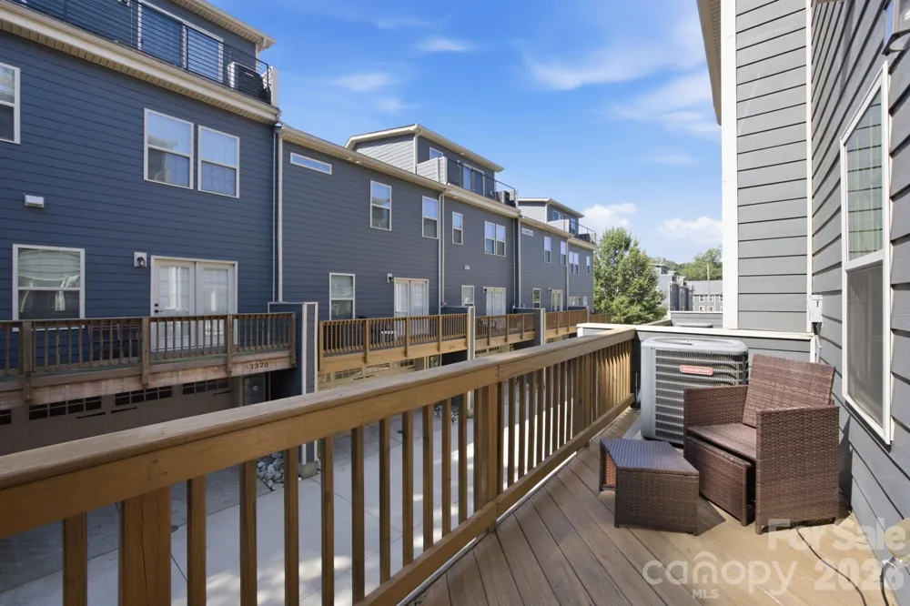 1321 Queen Lyon Court Charlotte, NC 28205