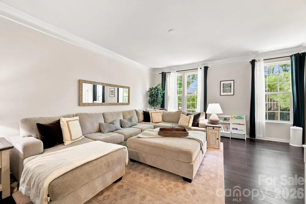 1321 Queen Lyon Court Charlotte, NC 28205