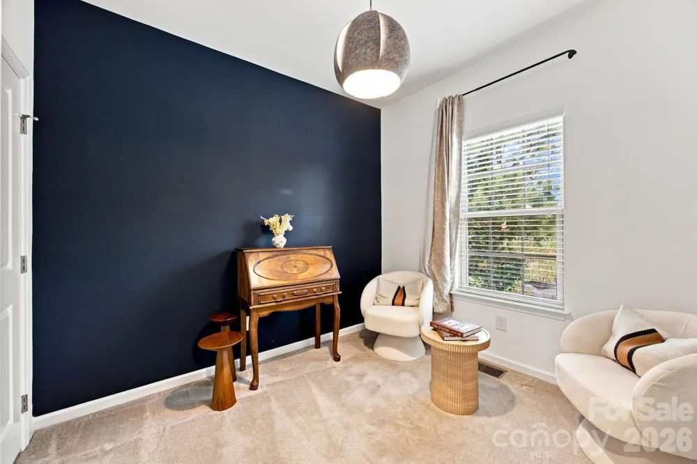 1321 Queen Lyon Court Charlotte, NC 28205