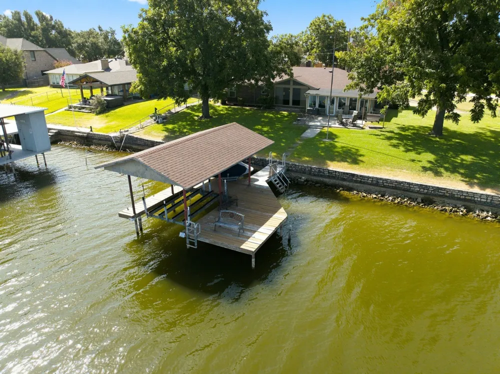 504 Panama Court Granbury, TX 76048