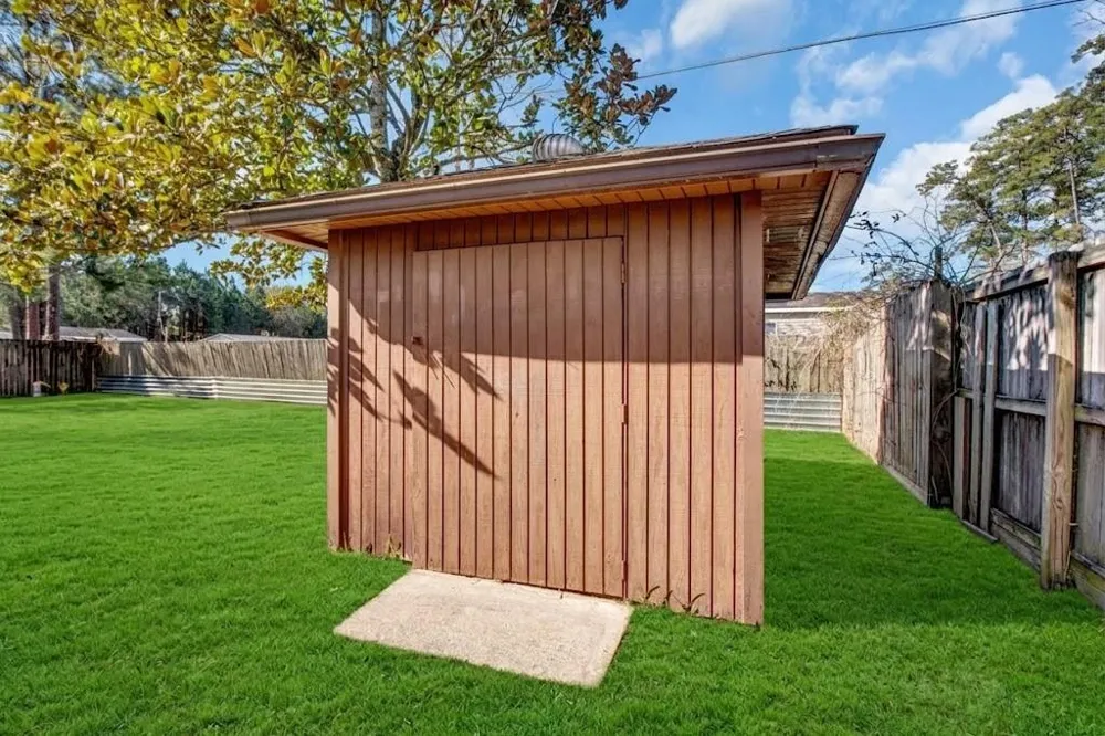 505 Foxmeadow Lane Cleveland, TX 77327