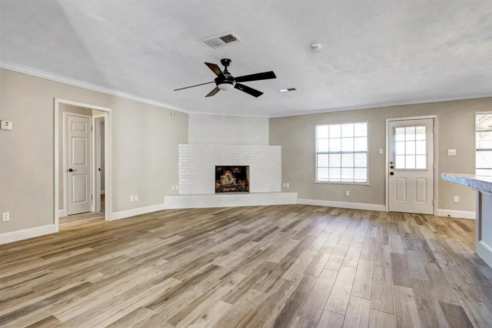 505 Foxmeadow Lane Cleveland, TX 77327