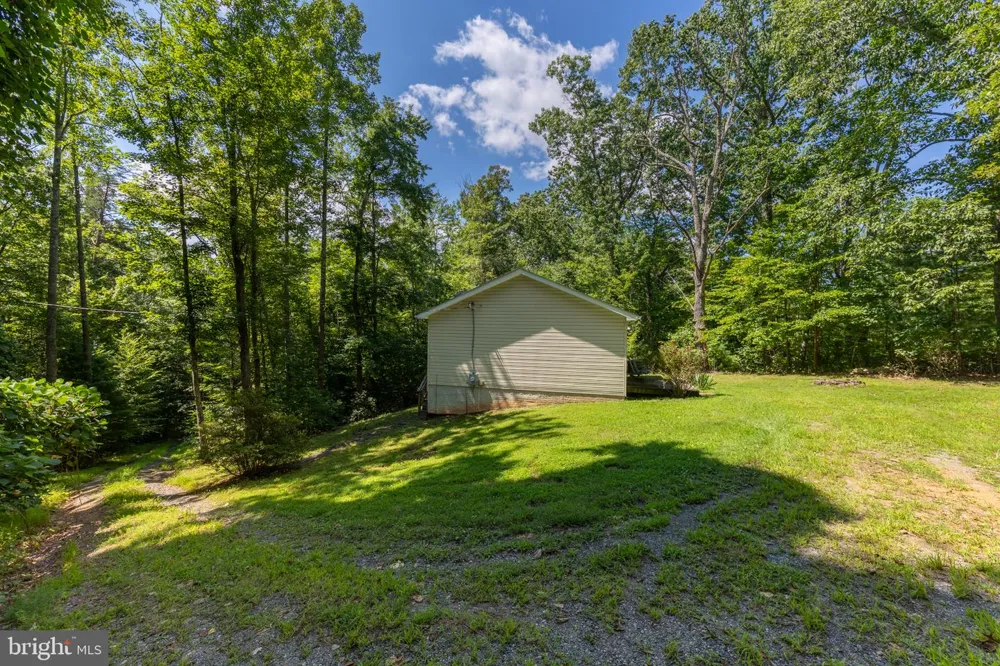 91 GLENN ROAD Stanardsville, VA 22973