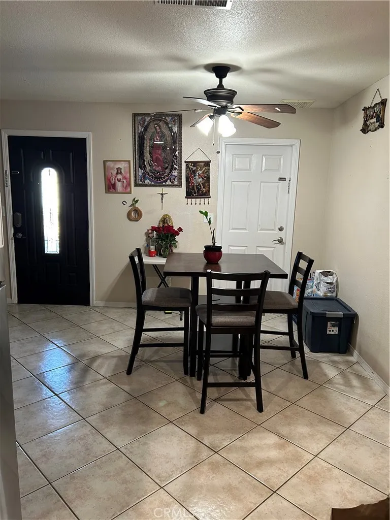 1033 Porter Street Ridgecrest, CA 93555
