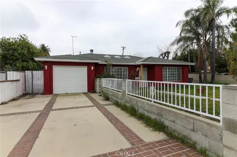 219 W Granada Court