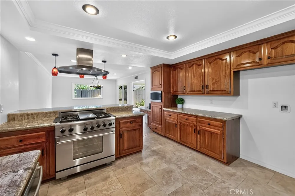 13422 Elizabeth Tustin, CA 92780