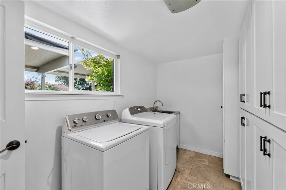 13422 Elizabeth Tustin, CA 92780