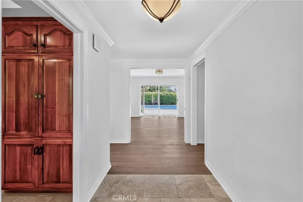 13422 Elizabeth Tustin, CA 92780