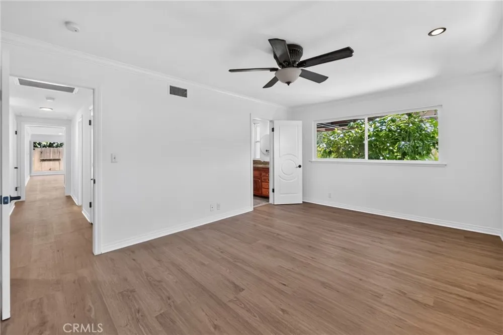 13422 Elizabeth Tustin, CA 92780