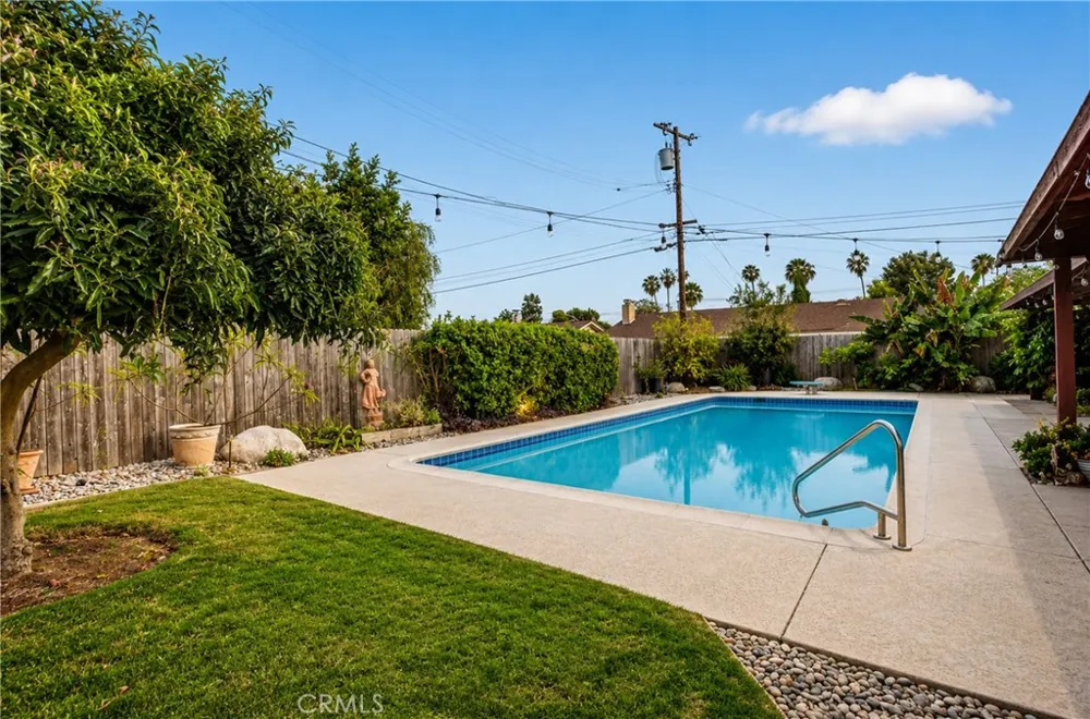 13422 Elizabeth Tustin, CA 92780