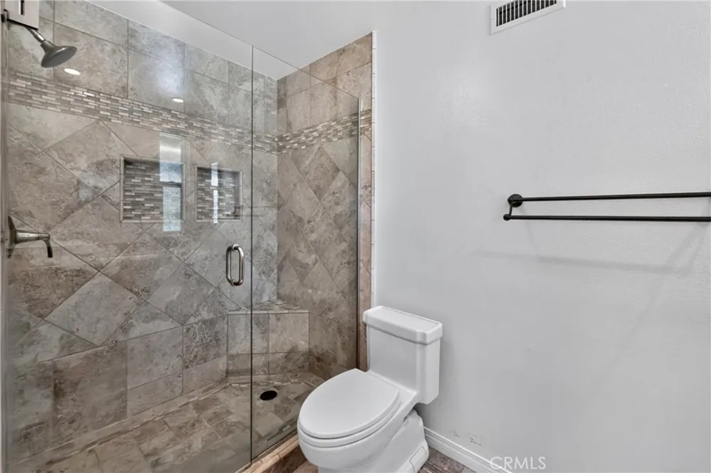 13422 Elizabeth Tustin, CA 92780