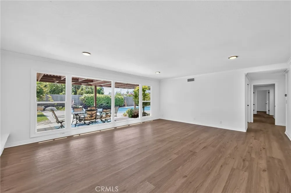 13422 Elizabeth Tustin, CA 92780