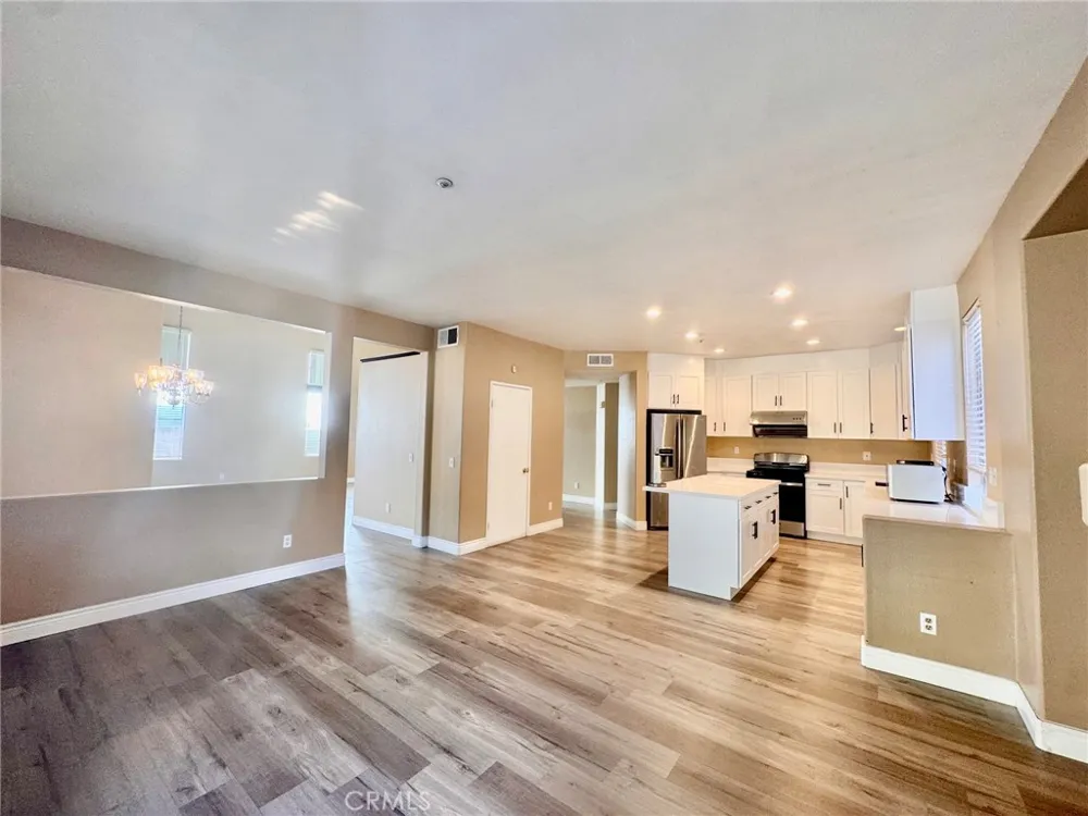 14880 Southend Street Fontana, CA 92336