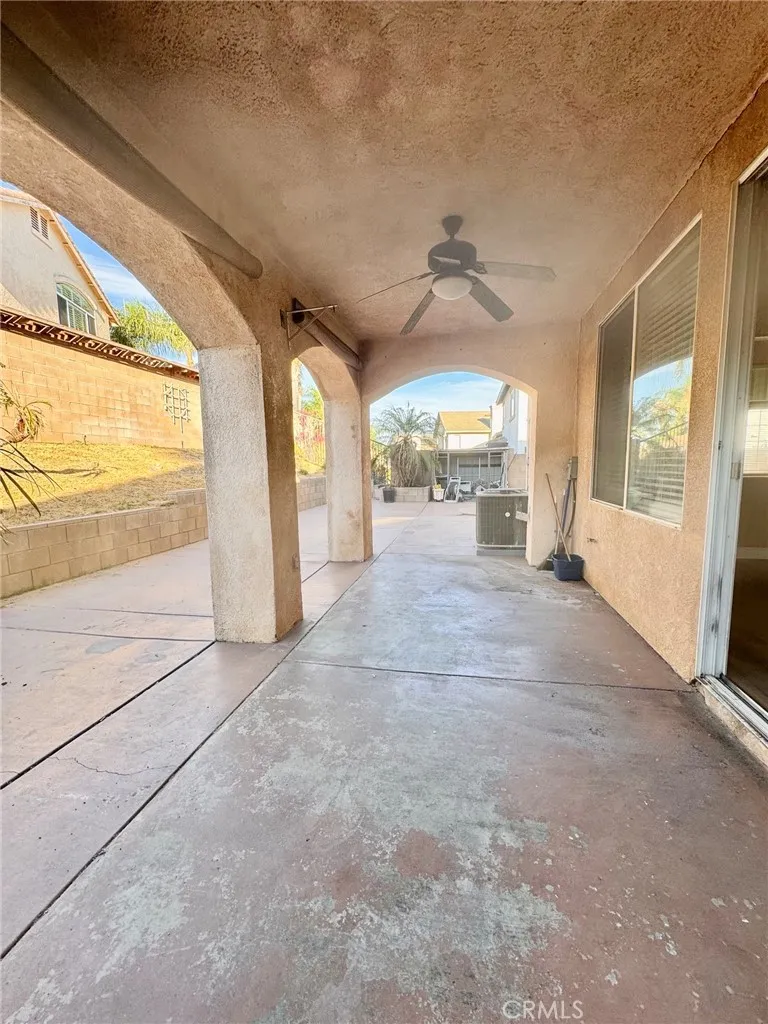14880 Southend Street Fontana, CA 92336